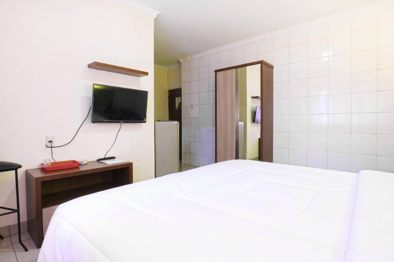 Lee Garden Hotel Medan Exterior photo